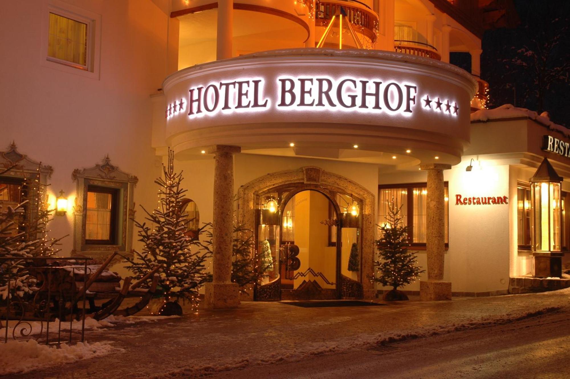 Hotel Berghof Mayrhofen Gmbh Exterior foto