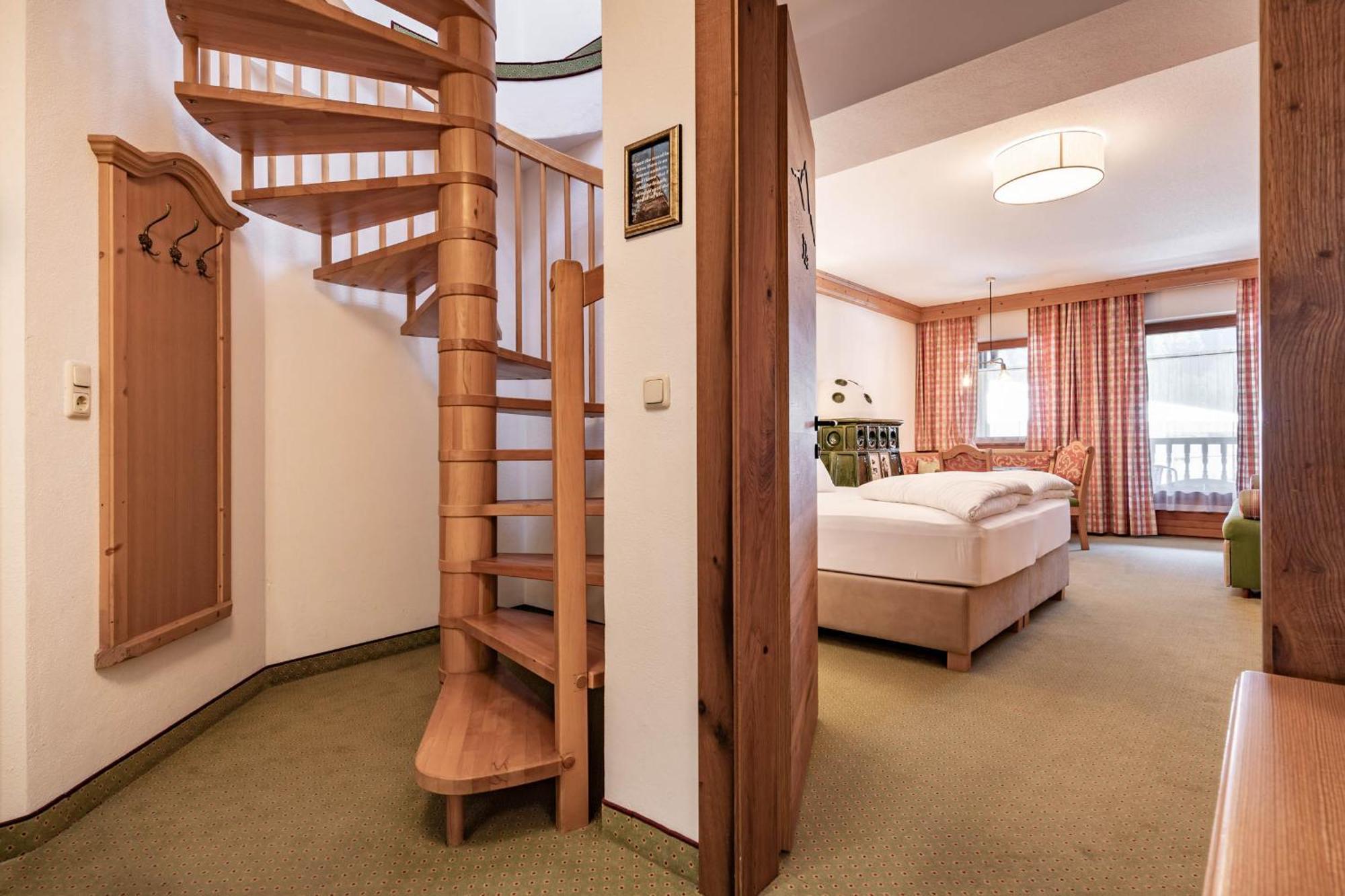 Hotel Berghof Mayrhofen Gmbh Habitación foto