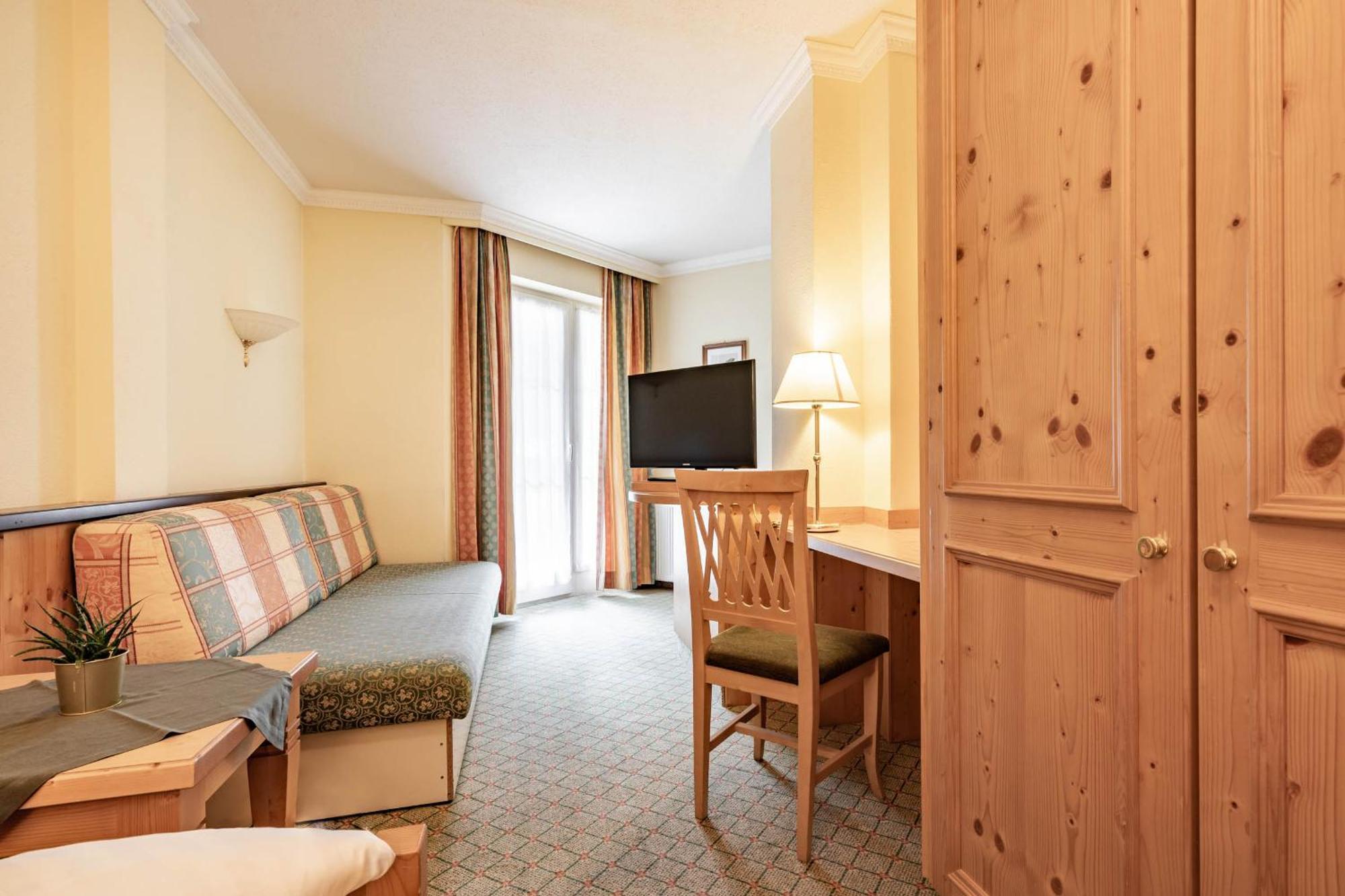Hotel Berghof Mayrhofen Gmbh Habitación foto